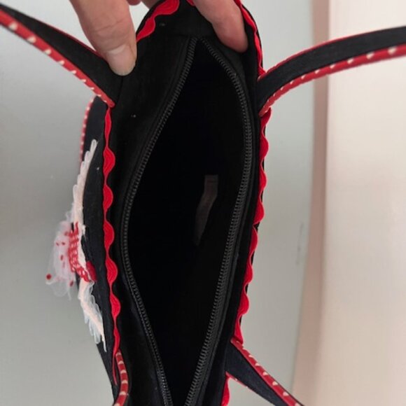 Lulu Guinness handbag featuring flamenco dancers, in excellent condition - Picture 6 of 7